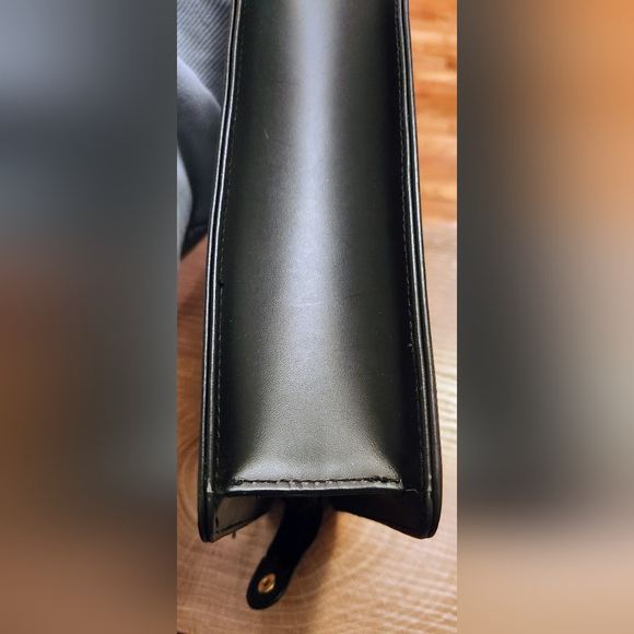 Dunhill Clutch - Picture 3 of 7